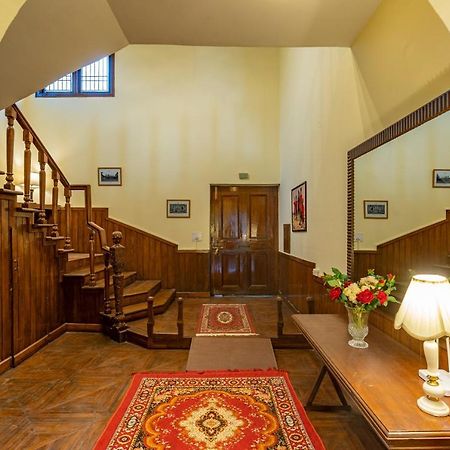 Saffronstays Chalet Vie, Kasauli - All Clear Roads ภายนอก รูปภาพ