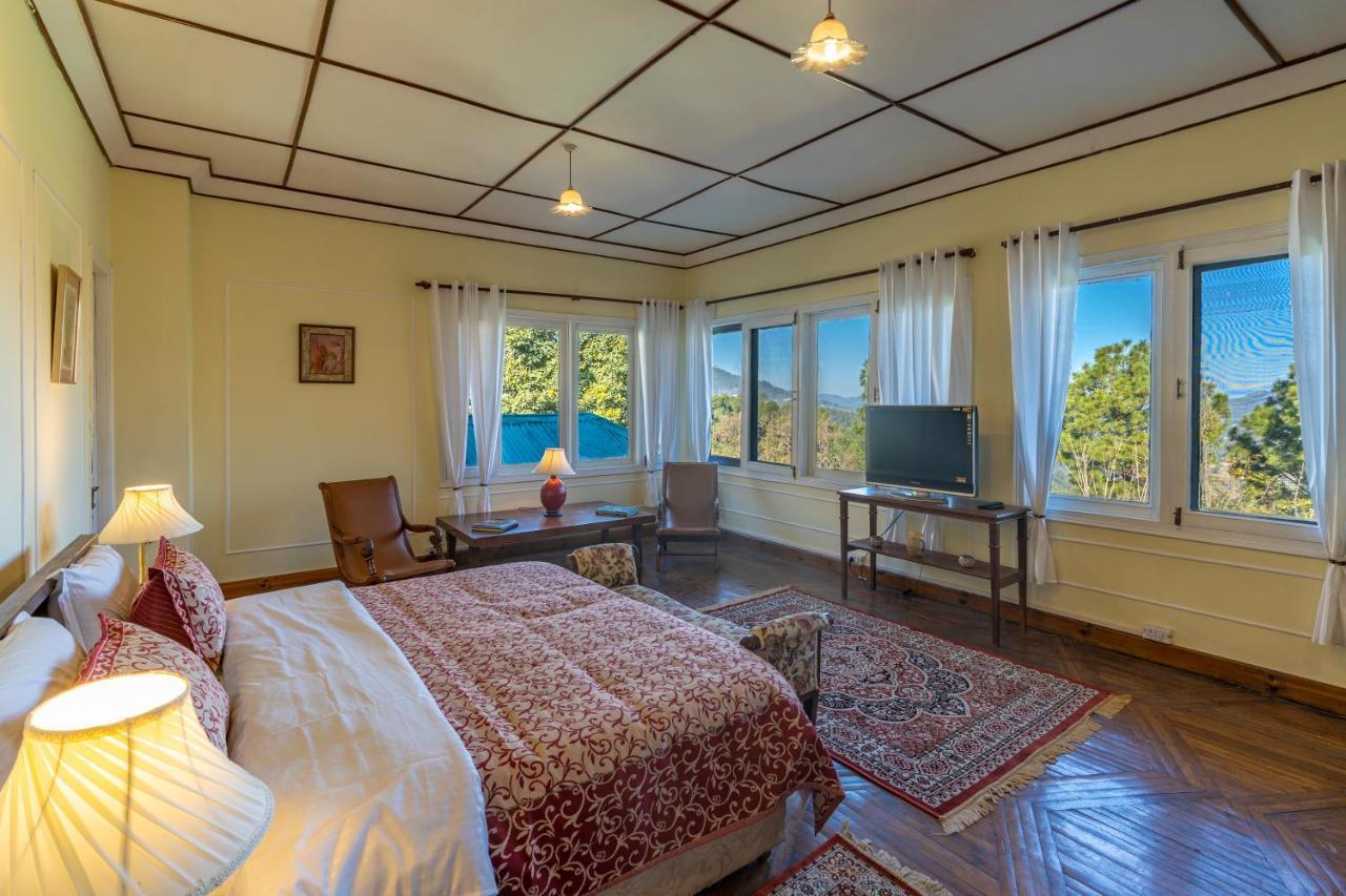 Saffronstays Chalet Vie, Kasauli - All Clear Roads ภายนอก รูปภาพ