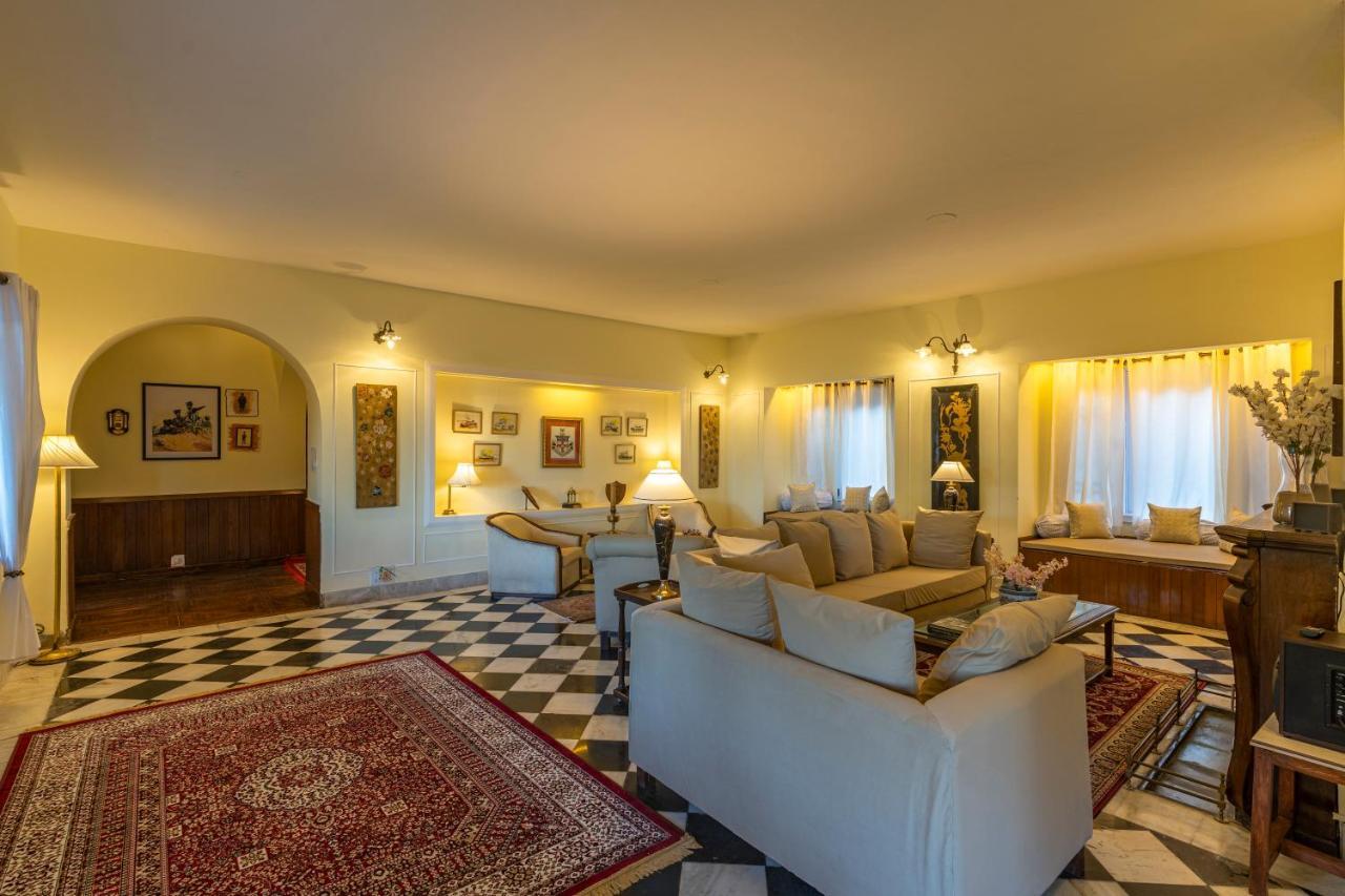 Saffronstays Chalet Vie, Kasauli - All Clear Roads ภายนอก รูปภาพ